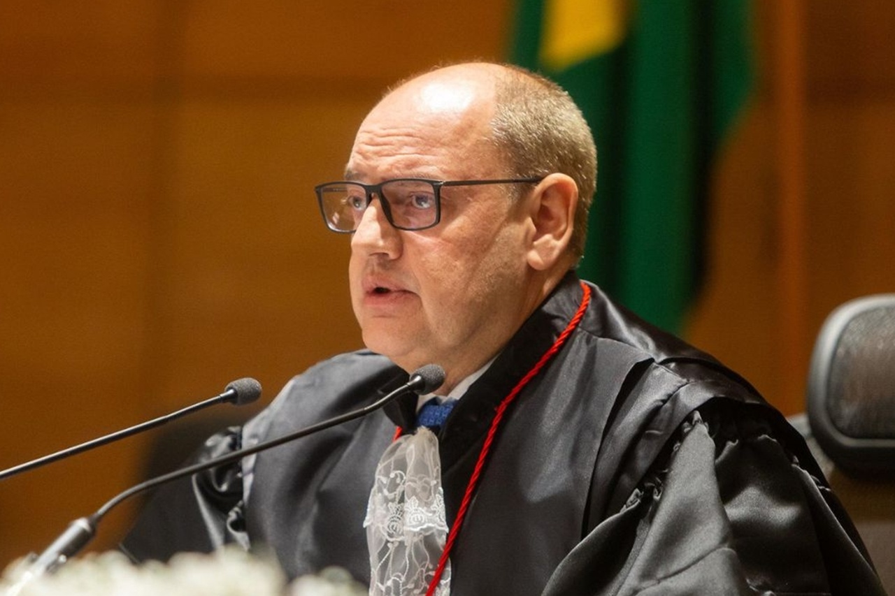 Governador em exercício, desembargador Ricardo Couto nomeia servidores de carreira para assumir pastas estratégicas da administração estadual