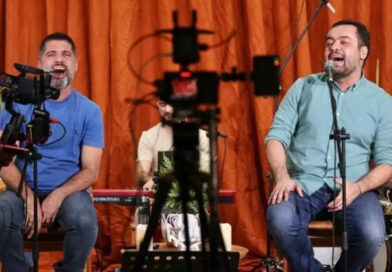 Governador Ricardo Couto demite Diego Faro, compadre de Claudio Castro, e troca comando de quatro secretarias