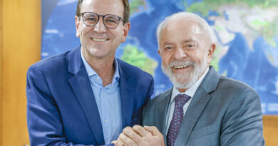 PT do Rio declara apoio a Eduardo Paes para o governo e lança Benedita ao Senado