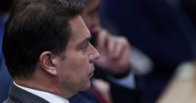 Alexandre Ramagem é preso pelo ICE, serviço de imigração dos EUA