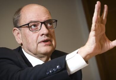 Governador em exercício, desembargador Ricardo Couto suspende licitações e contratos de obras em três órgãos do Estado RJ