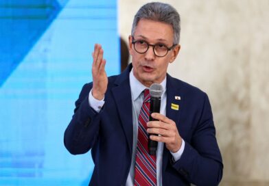 Gilmar Mendes pede inclusão de Romeu Zema em inquérito das fake news