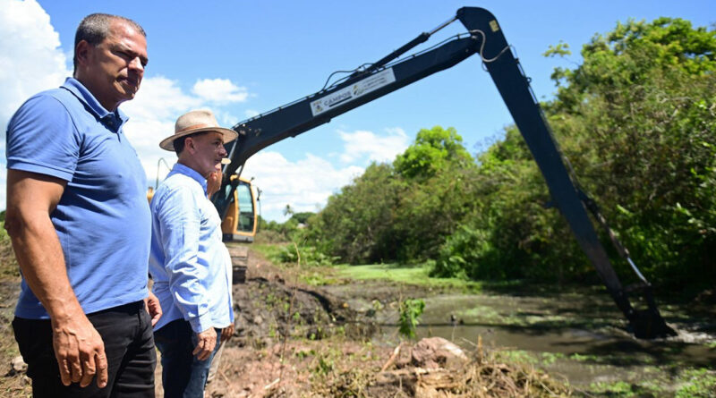 with 244917 Easy Resize.com