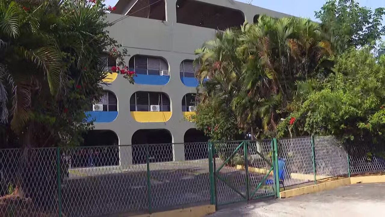 Bomba caseira explode em Ciep e deixa 8 alunos feridos