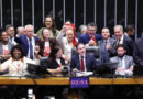 Câmara aprova, em dois turnos, PEC pelo fim da escala 6×1