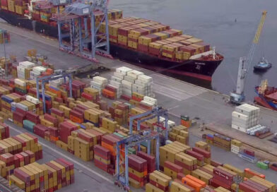 Auditor investigado pela PF e Receita liberou a entrada de 144 mil latas de energéticos proibidos pela Anvisa no Porto do Rio