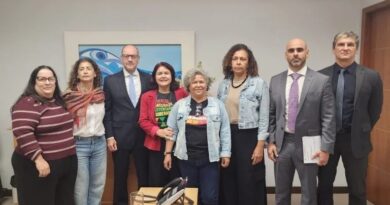 Governador Ricardo Couto anuncia pagamento do restante da recomposição salarial em nova reunião com Sepe-RJ