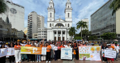 Passeata chama para combate ao abuso e exploração sexual de crianças e adolescentes
