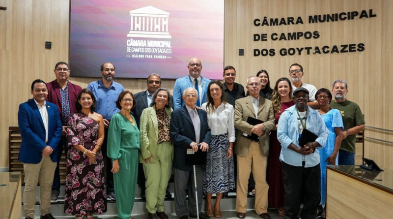 Sessão Solene na Câmara marca 25° aniversário do Arquivo Público de Campos