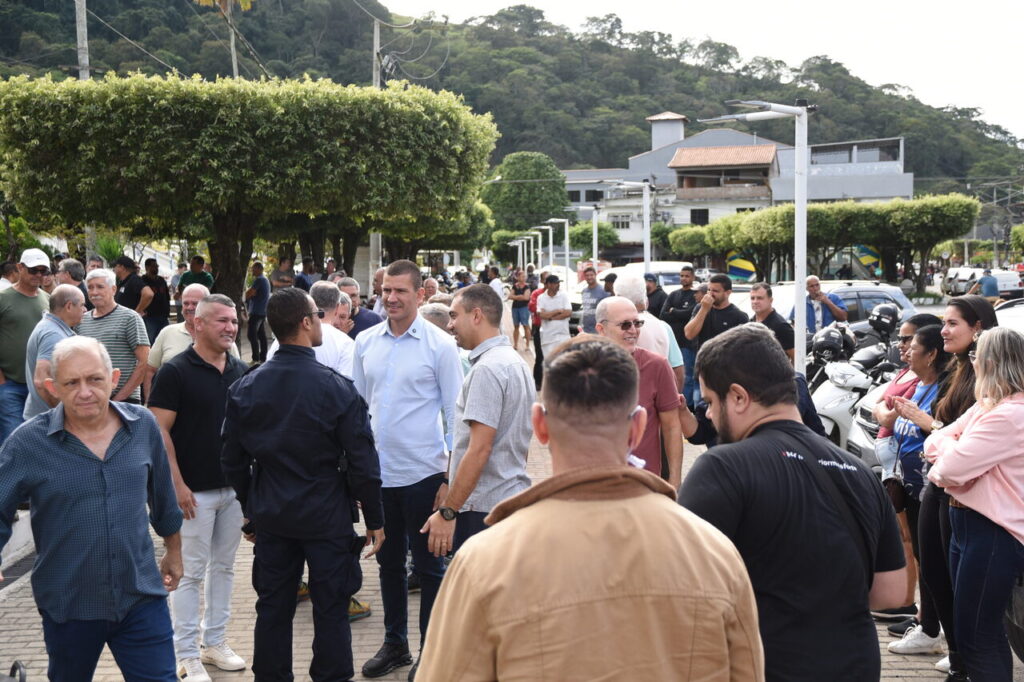 Douglas Ruas amplia presença no interior e reforça legado de obras no Norte e Noroeste Fluminense 1 IMG 3369 Easy Resize.com