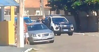 Família é feita refém durante assalto a residência no Pontal de Atafona