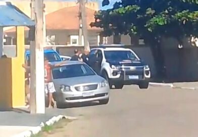 Família é feita refém durante assalto a residência no Pontal de Atafona