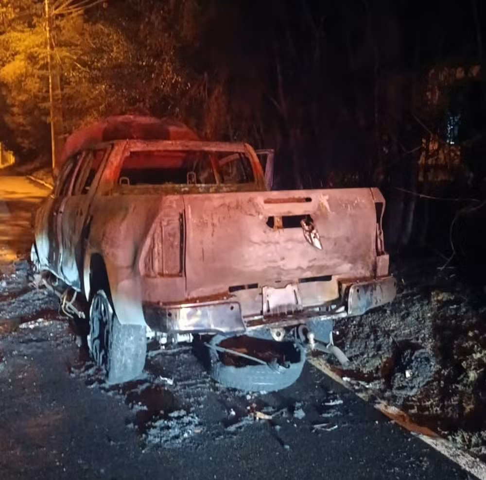 Homem é encontrado morto dentro de caminhonete em Macaé