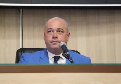 Câmara de Campos aprova atualização do Piso Salarial da Educação