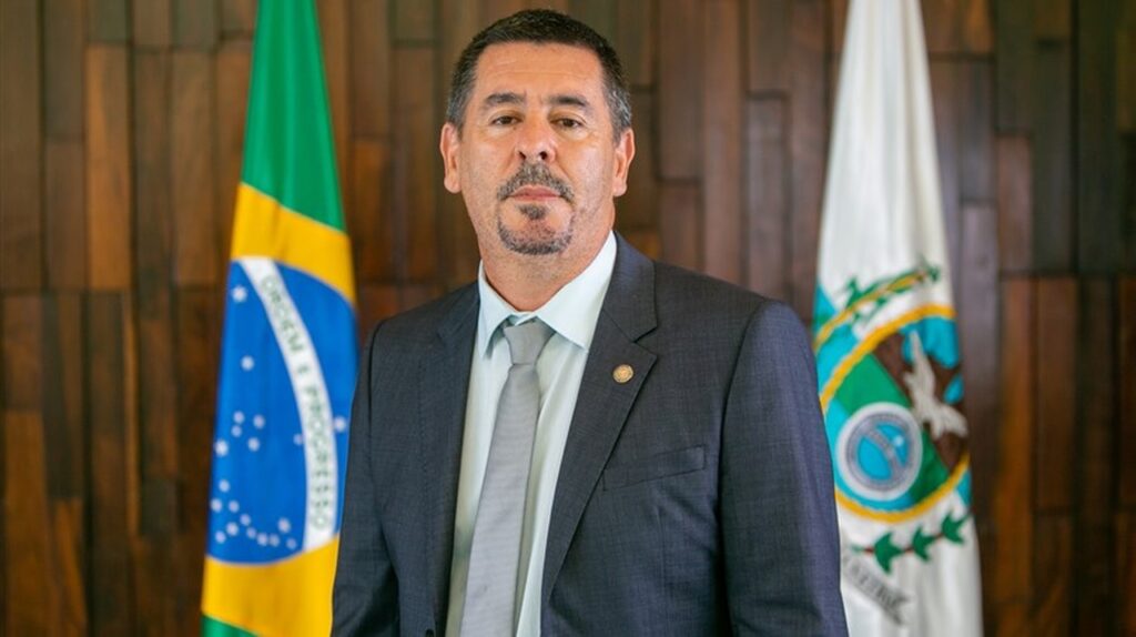 Deputado estadual Val Ceasa é alvo de buscas em operação contra ligação de agentes públicos com o TCP 1 val cesasa Easy Resize.com