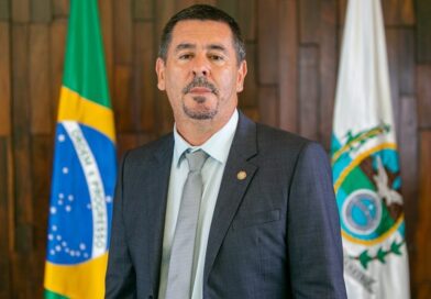 Deputado estadual Val Ceasa é alvo de buscas em operação contra ligação de agentes públicos com o TCP