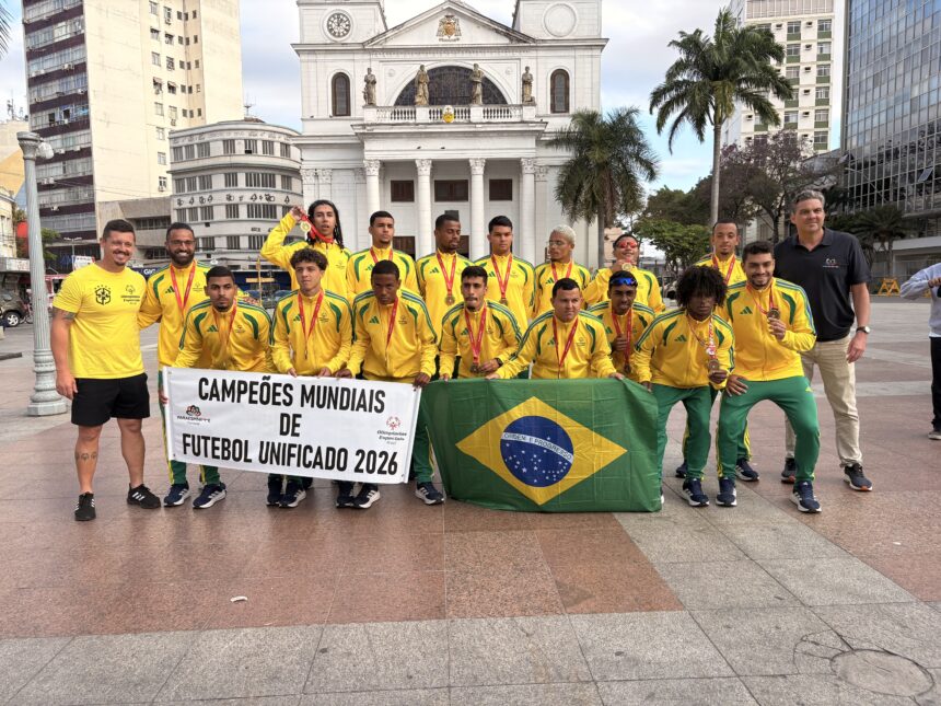 Seleção Brasileira de Futebol Unificado retorna a Campos e é recebida com festa após título da Copa do Mundo 1 IMG 5979 860x645 1