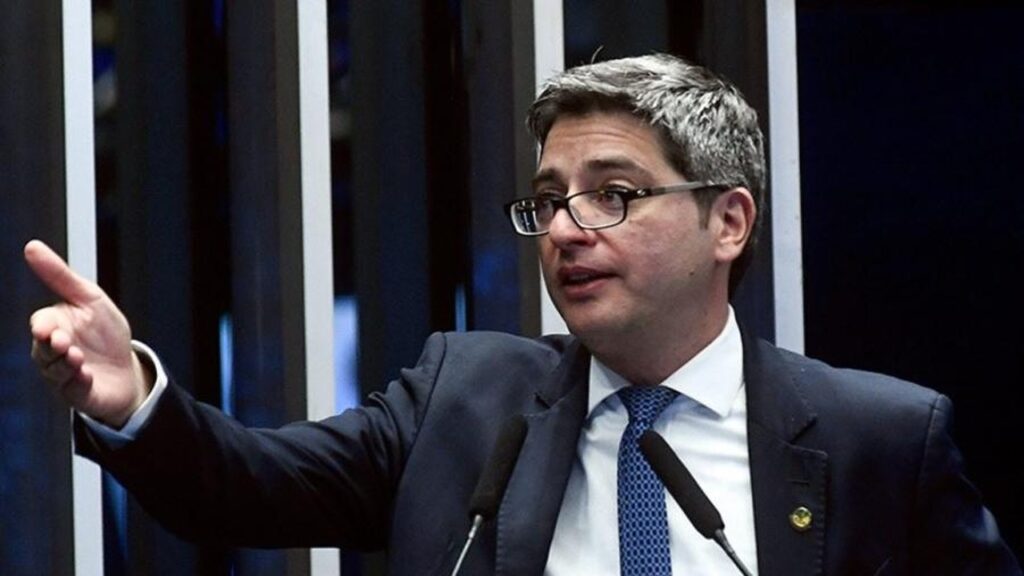 PL escolhe Carlos Portinho como pré-candidato ao Senado na vaga de Cláudio Castro 1 portinho Easy Resize.com