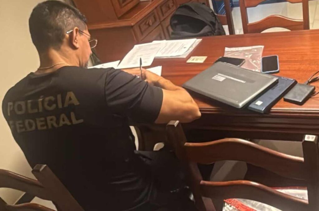 PF faz operação contra esquema de venda de licenças ambientais em Búzios 1 9bd3e526 2e03 4cca be30 c72beabb679b Easy Resize.com