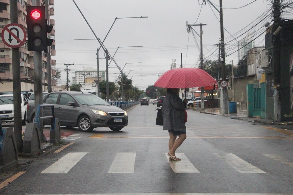 Defesa Civil de Campos mantém monitoramento das condições do tempo em tempo real 1 Chuva em Campos