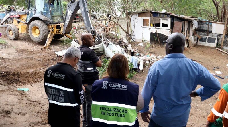 Força-tarefa revitaliza área de proteção permanente à margem do Rio Paraíba 10 Centro + seguro Campos