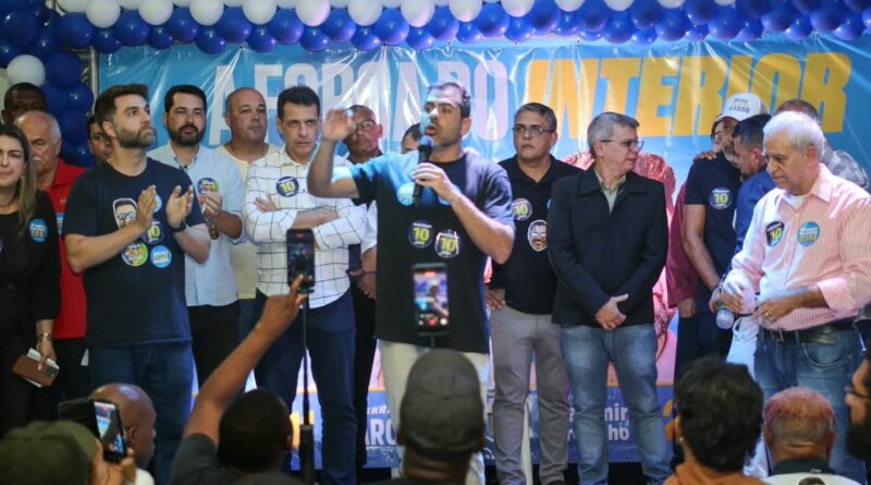 Bruno Dauaire fala para centenas de pessoas no Rio Branco e reforça união do grupo pelo interior 7 Bruno Dauaire, Wladimir Garotinho eleições 2026