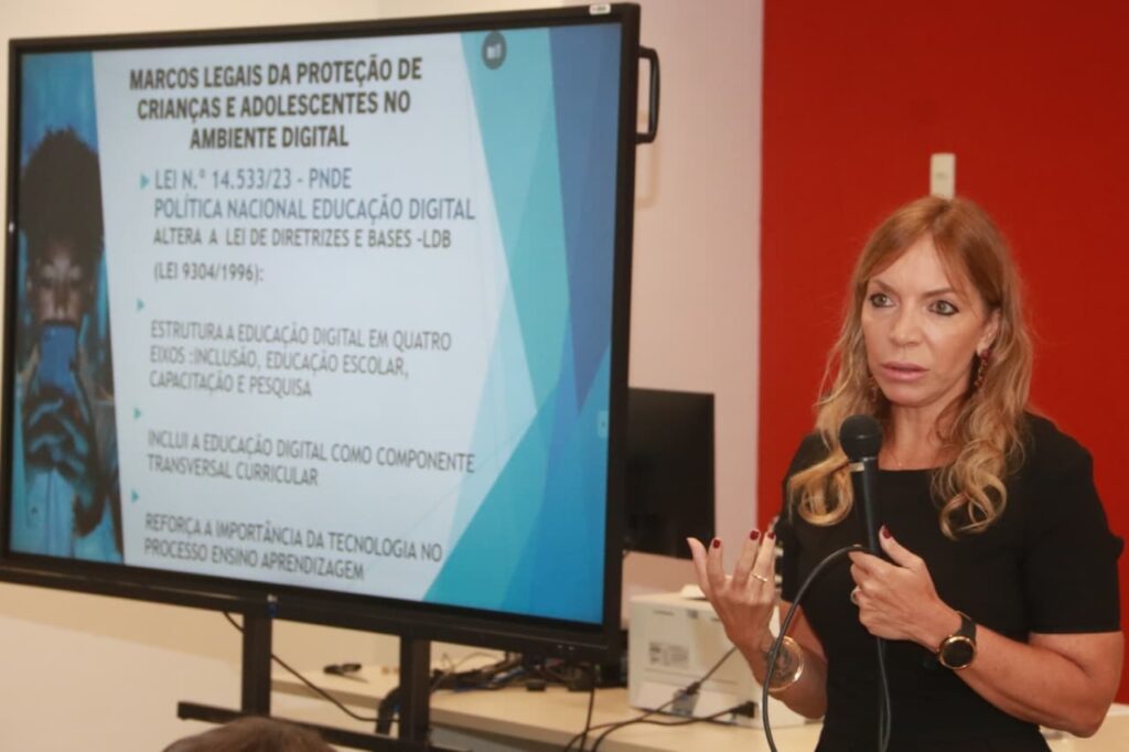 MPRJ e Seduct de Campos vão lançar edital para Selo de Boas Práticas em Educação Digital e Midiática 1 MPRJ e Educação de Campos