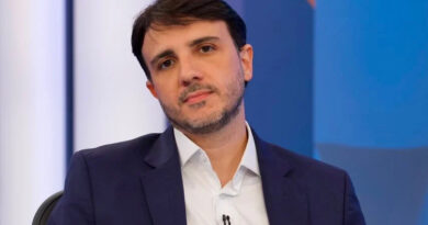 Toffoli suspende propaganda eleitoral, repasse de recursos e participação em debates de Renan Santos Renan Santos