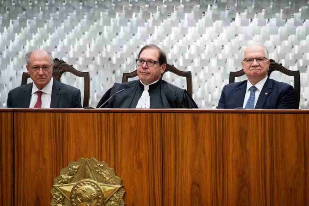Luís Felipe Salomão toma posse como presidente do STJ 1 whatsapp image 2026 08 19 at 7.44.50 pm Easy Resize.com