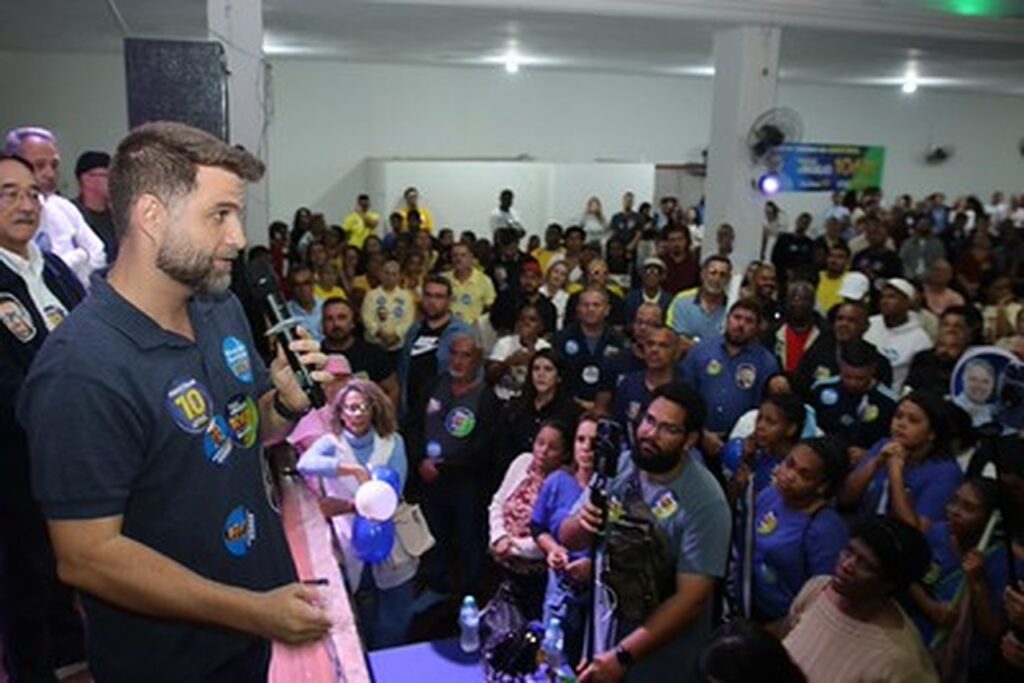 Candidato a federal, Wladimir Garotinho, destaca apoio para realização de mutirões para cirurgia; objetivo é acabar com fila represada 1 Wladimir Garotinho destaca apoio para realização de mutirões para cirurgia; objetivo é acabar com fila represada