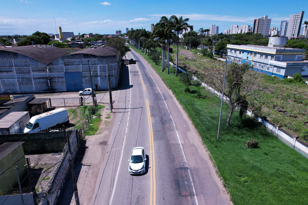 Prefeito Frederico Paes solicita à ANTT revisão de cronograma do novo contrato de concessão da BR-101 1 Trecho da BR 101 em Campos dos Goytacazes
