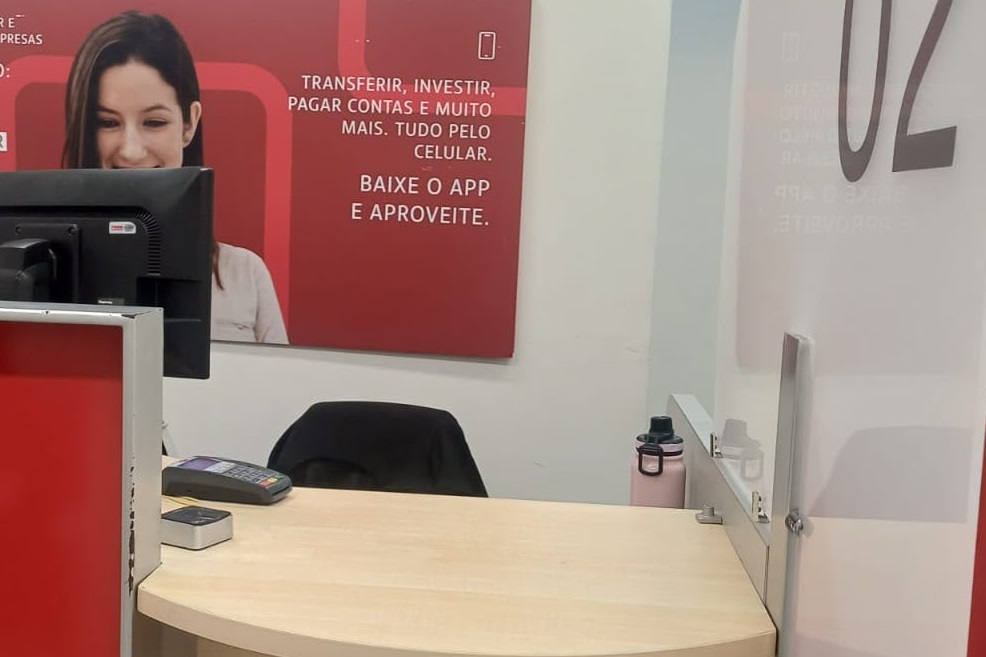Banco é autuado pelo Procon de Campos por demora no atendimento aos clientes 1 Banco procon 2
