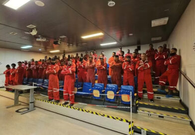 Greve no setor de petróleo atinge Macaé e Bacia de Campos Greve no setor de petróleo atinge Macaé e Bacia de Campos