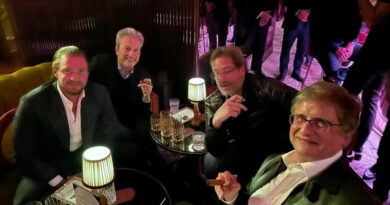 Charuto, uísque e encontro em Londres: o que se sabe da foto de Gonet com Vorcaro Charuto, uísque e encontro em Londres: o que se sabe da foto de Gonet com Vorcaro