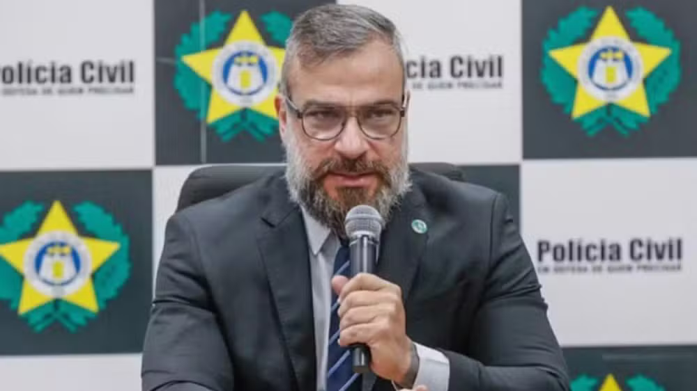 Justiça mantém prisão de Marcus Amim, ex-secretário de Polícia Civil RJ 1 amim cortada