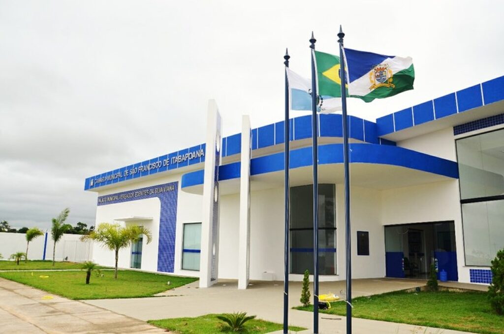 Bastidores da política de São Francisco de Itabapoana entram em ebulição 1 camara sfi Easy Resize.com