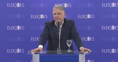 TSE revoga liminar de Garotinho e suspende acesso a fundo e horário eleitoral TSE revoga liminar de Garotinho e suspende acesso a fundo e horário eleitoral