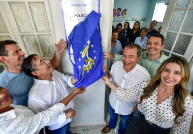 Prefeito Frederico Paes reinaugura Policlínica da Família e anuncia retomada da sala de vacinação Frederico Paes reinaugura Policlínica da Família e anuncia retomada da sala de vacinação