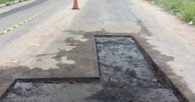 Prefeitura com manutenção de vias em Lagoa de Cima, Farol de São Tomé e ruas da cidade Prefeitura com manutenção de vias em Lagoa de Cima, Farol de São Tomé e ruas da cidade