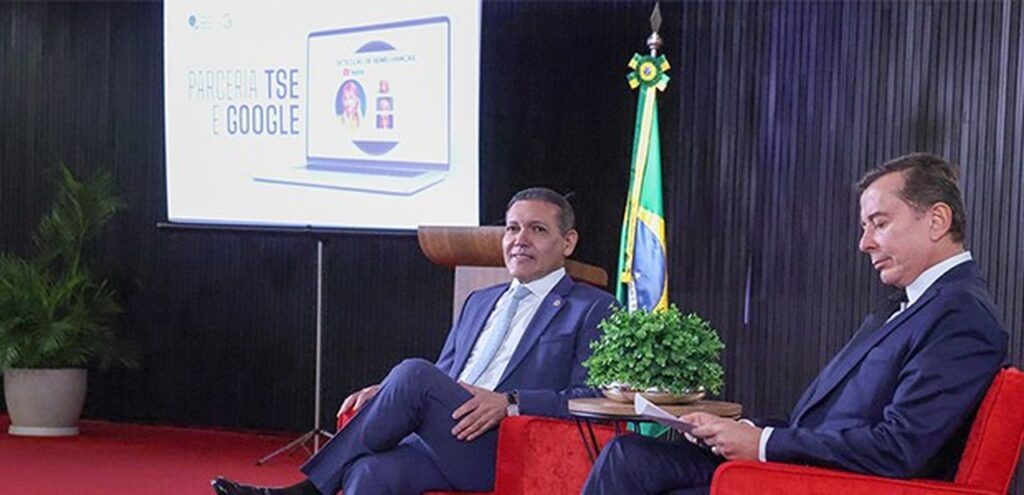 Presidente do TSE, ministro Kassio Nunes Marques, e presidente do Google Brasil
